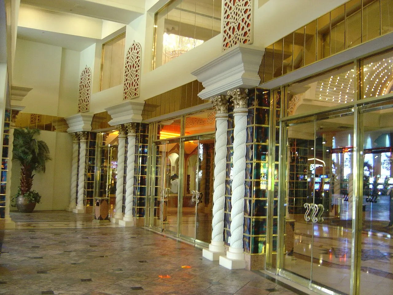 SAHARA Las Vegas, Las Vegas: Sahara Las Vegas casino entrance